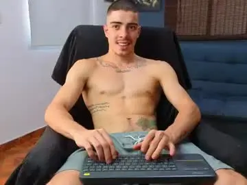 Chaturbate Private Sex Chat of ethangreey1
