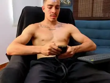Chaturbate Adult Video Chat of ethangreey1