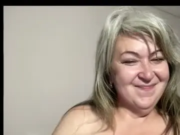 Chaturbate Nude Webcam of milf_charlotty