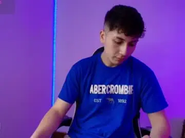 Chaturbate Adult Webcam of oliver_kyy