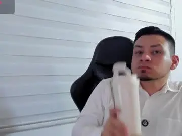 Chaturbate Live Sex Cam of rick_diesel