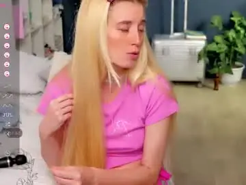 Chaturbate Best live sex cam show of super_peach_stream
