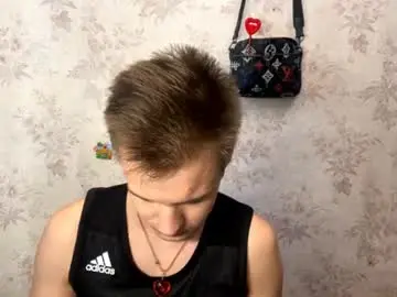 Chaturbate Live Sex Cam of bigbabymax