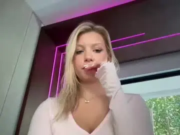 Chaturbate Sex Cam of killer__tits