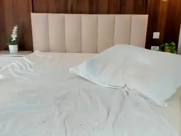 Chaturbate Live Porn of saradiamond01