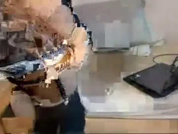 Chaturbate Free Porn Cam of avarosee