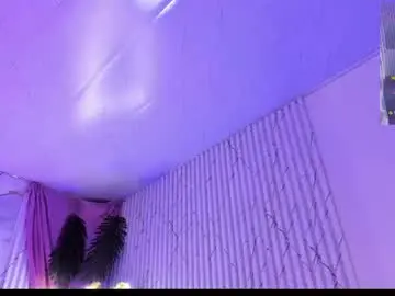 Chaturbate Live Sex of naomy_tay1