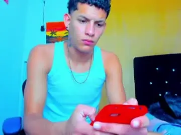 Chaturbate Adult Webcam of theo_bigcock_
