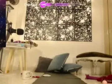 Chaturbate Best live sex cam show of evelaurent