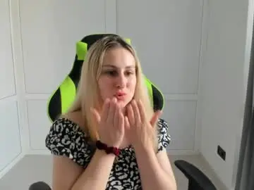 Chaturbate Nude Webcam of julia_sunshinee