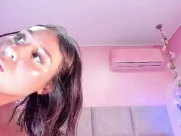 Chaturbate Live Sex Cam of miiss_emmy