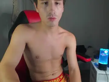 Chaturbate Live Sex Cam of kroddy1985