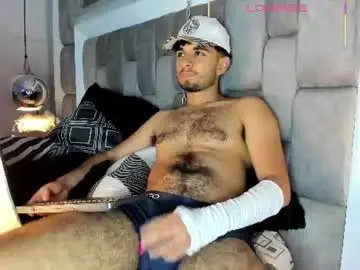 Chaturbate Adult Webcams of lucasthomson_