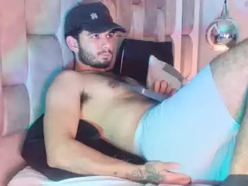 Chaturbate Adult Webcams of lucasthomson_