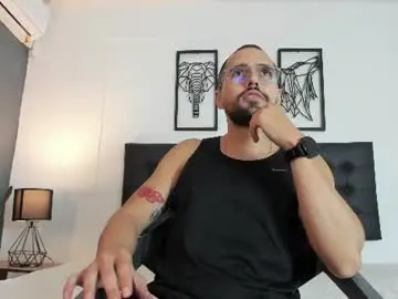 Chaturbate Watch Live Sex Cams of marco_moretti