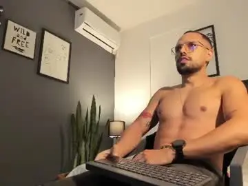 Chaturbate Sex Chat of marco_moretti