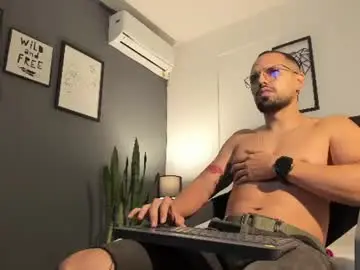 Chaturbate Free Porn Cam of marco_moretti