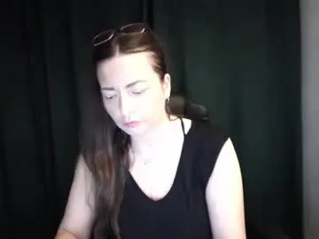 Chaturbate Live Sex Cam of norasexymilf