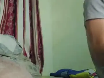 Chaturbate Live Sex Cam of paulhot18