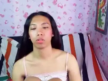 Chaturbate Live Sex Cam of queen_gia