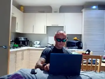 Chaturbate Best live sex cam show of secret_dom_dad