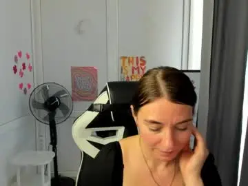Chaturbate Free Porn Cam of elegantmystery