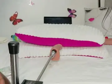 Chaturbate Watch Live Sex Cams of ebony_pearl69