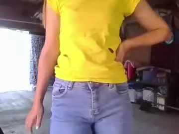 Chaturbate Free Porn Cam of kitcatheaven4u