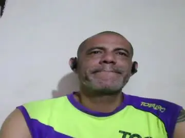 Chaturbate Nude Webcam of retlam37