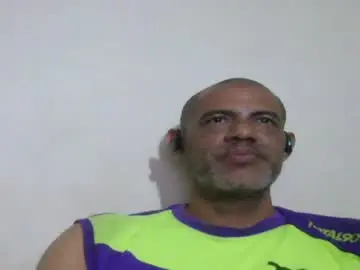 Chaturbate Watch Live Sex Cams of retlam37