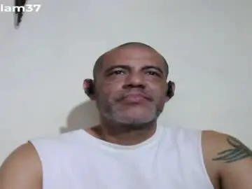 Chaturbate Live Porn of retlam37