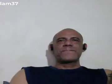 Chaturbate Adult Video Chat of retlam37