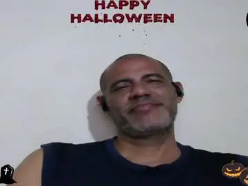 Chaturbate Sex Chat of retlam37