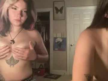 Chaturbate Best live sex cam show of rileycooperrr