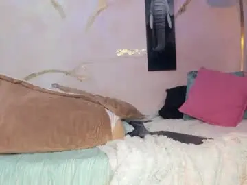 Chaturbate Watch Live Sex Cams of yulianpereira25