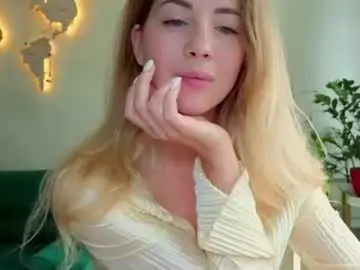 Chaturbate Sex Cam of emmi_rosee