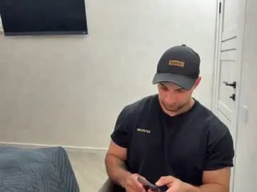 Chaturbate Live Sex Cam of michaelbradley_for_u