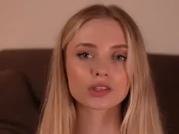 Chaturbate Free Live Porn of minimollyq