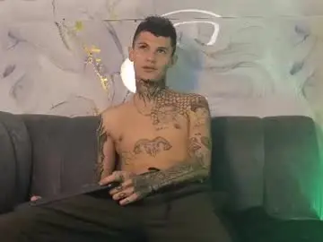 Chaturbate Nude Webcam of paulo527