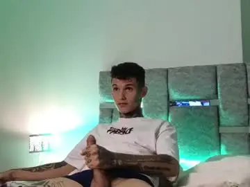 Chaturbate Free Porn Cam of paulo527