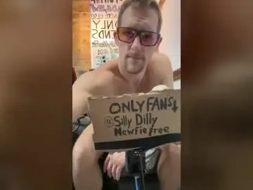 Chaturbate Adult Webcams of sillydillynewfie