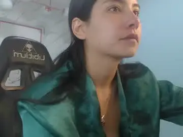 Chaturbate Live Sex Cam of victoria_hernandez_t
