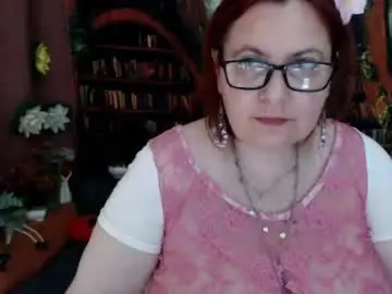 Chaturbate Watch Live Sex Cams of dyannelovee
