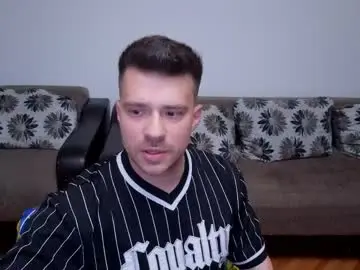 Chaturbate Sex Cam of johnnylove21