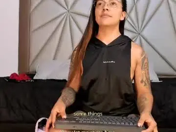 Chaturbate Live Sex Cam of allison_owenns