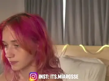 Chaturbate Live Porn of itsmiarosee