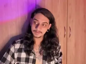 Chaturbate Live Porn of den_shatw_
