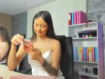 Chaturbate Watch Live Sex Cams of evanoellex