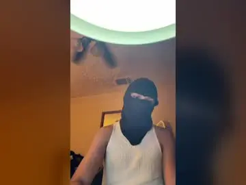 Chaturbate Live Sex Cam of luvzv00