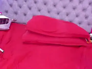 Chaturbate Best live sex cam show of sofia_girl_